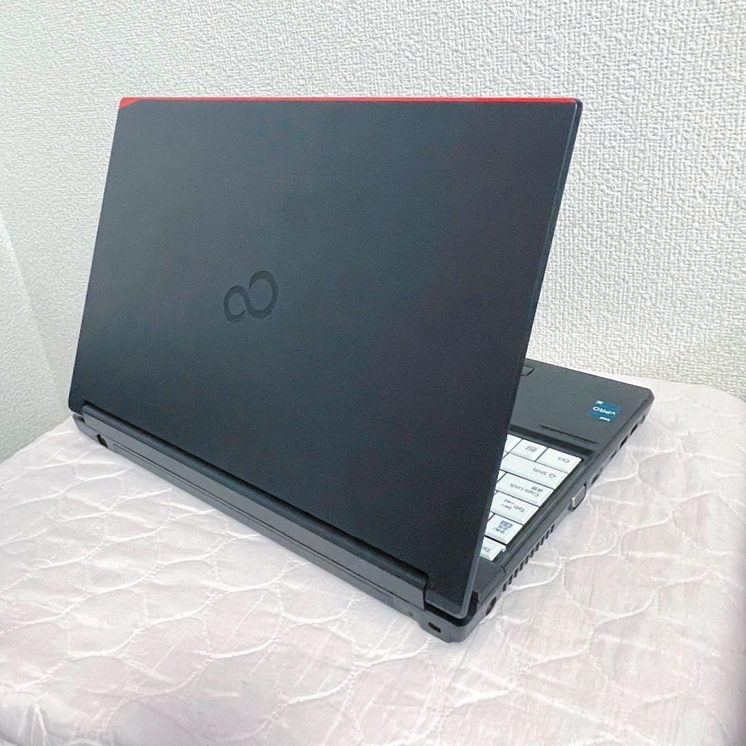 【高級機・極美品】2023年製 第12世代i5 フルHD Iris Xe 80