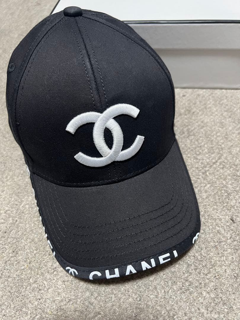 CHANEL キャップ　箱付き