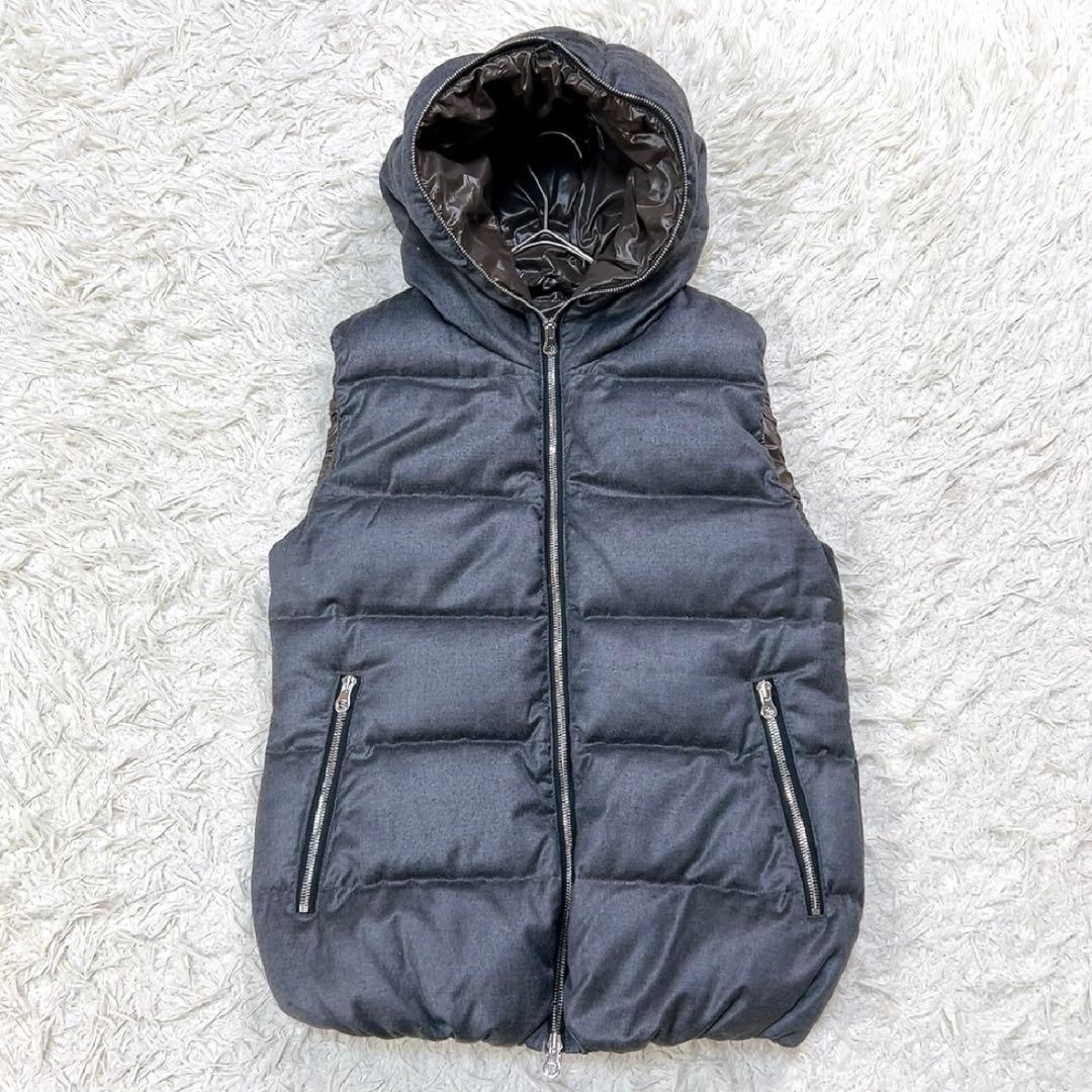 【美品】デュベティカ FEBEDUE チェルツティ ダウンベスト 42 グレー