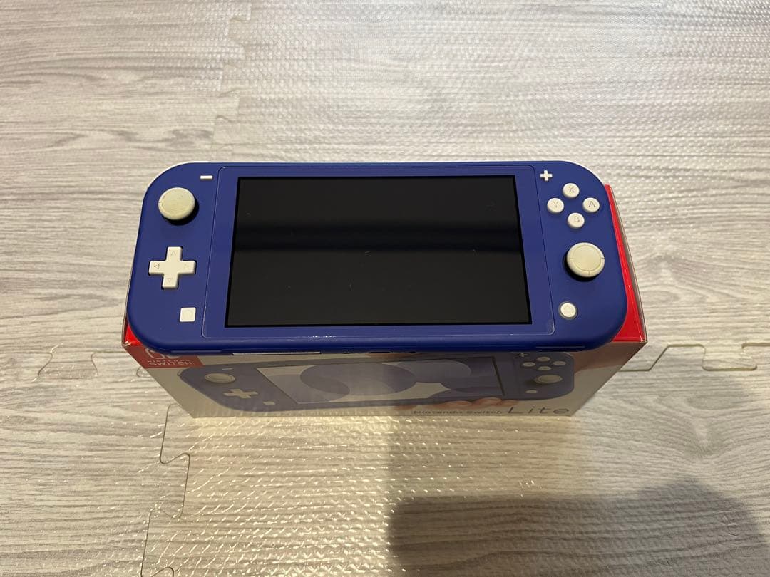 Nintendo Switch Lite 本体　青