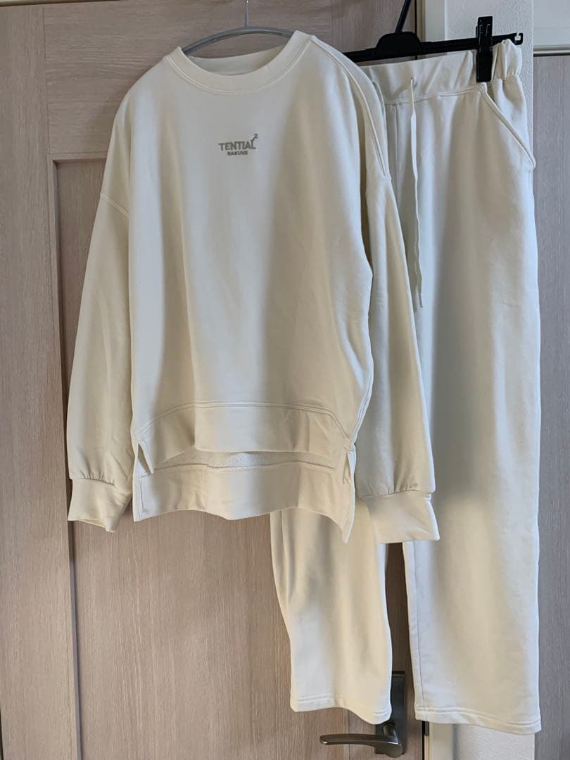 BAKUNE 長袖パジャマ　テーパードパンツ　オフホワイト　Mサイズ