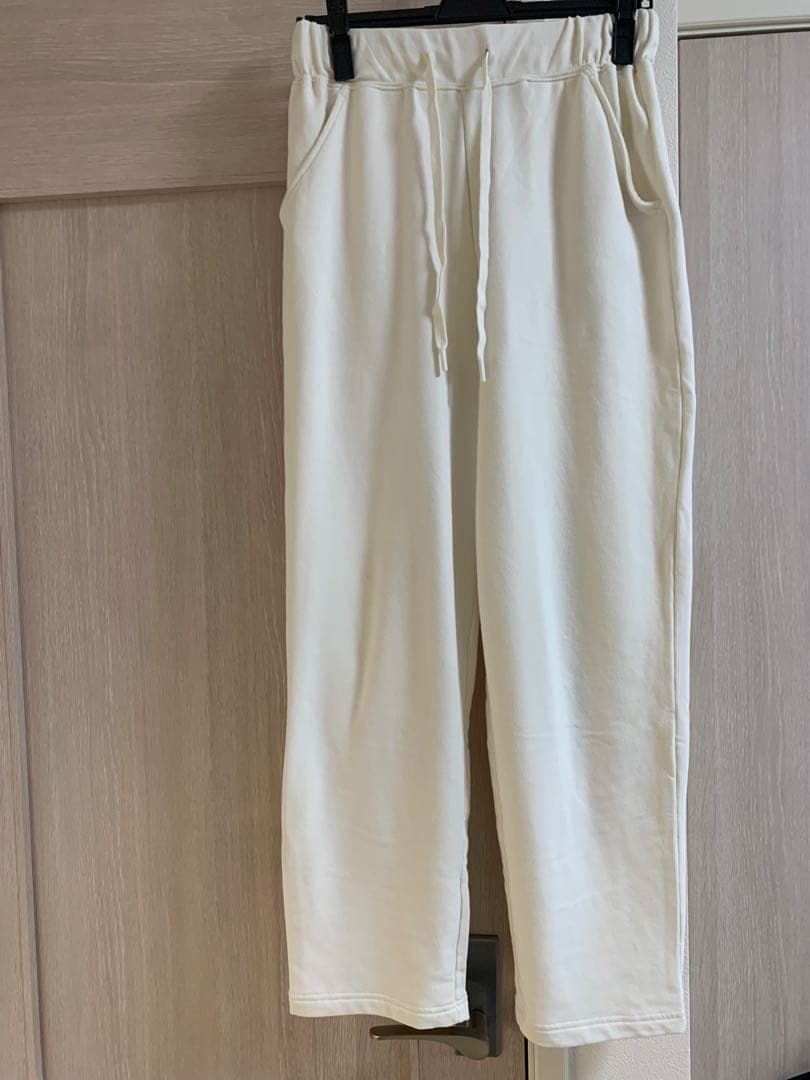 BAKUNE 長袖パジャマ　テーパードパンツ　オフホワイト　Mサイズ