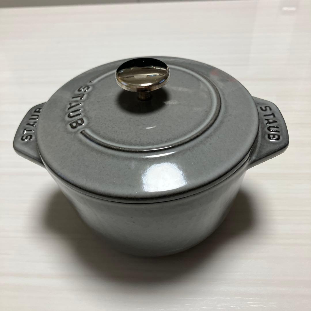 ストウブ鍋　ゴハンSサイズ