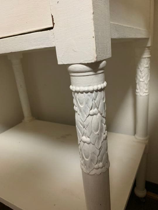 アンティークテーブル　オーストリアのザルツブルクの旧家所蔵品