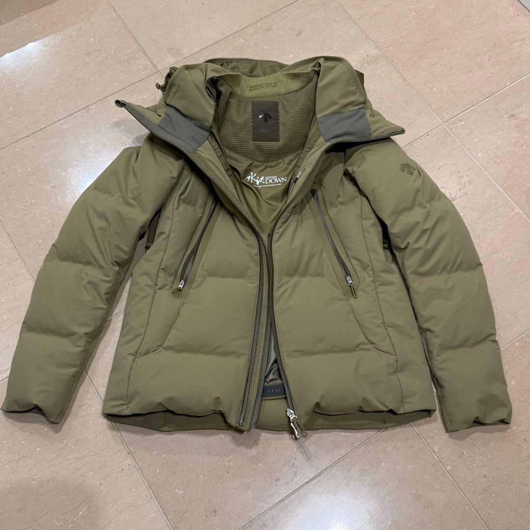 水沢ダウン　レディース　Lサイズ　カーキ