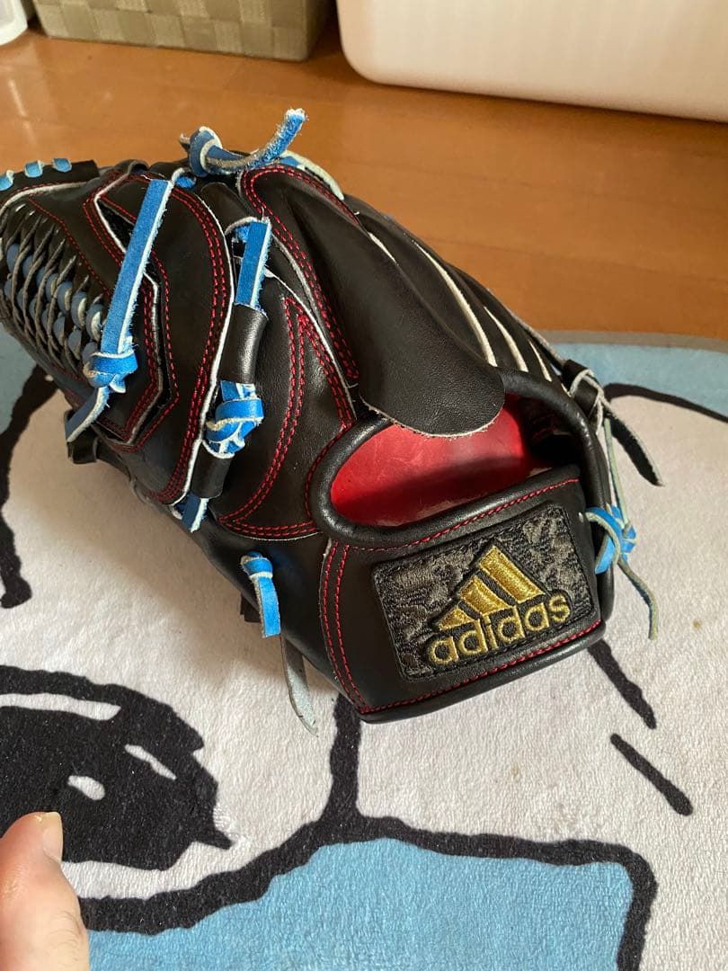 adidas 硬式グローブ 限定グラブ