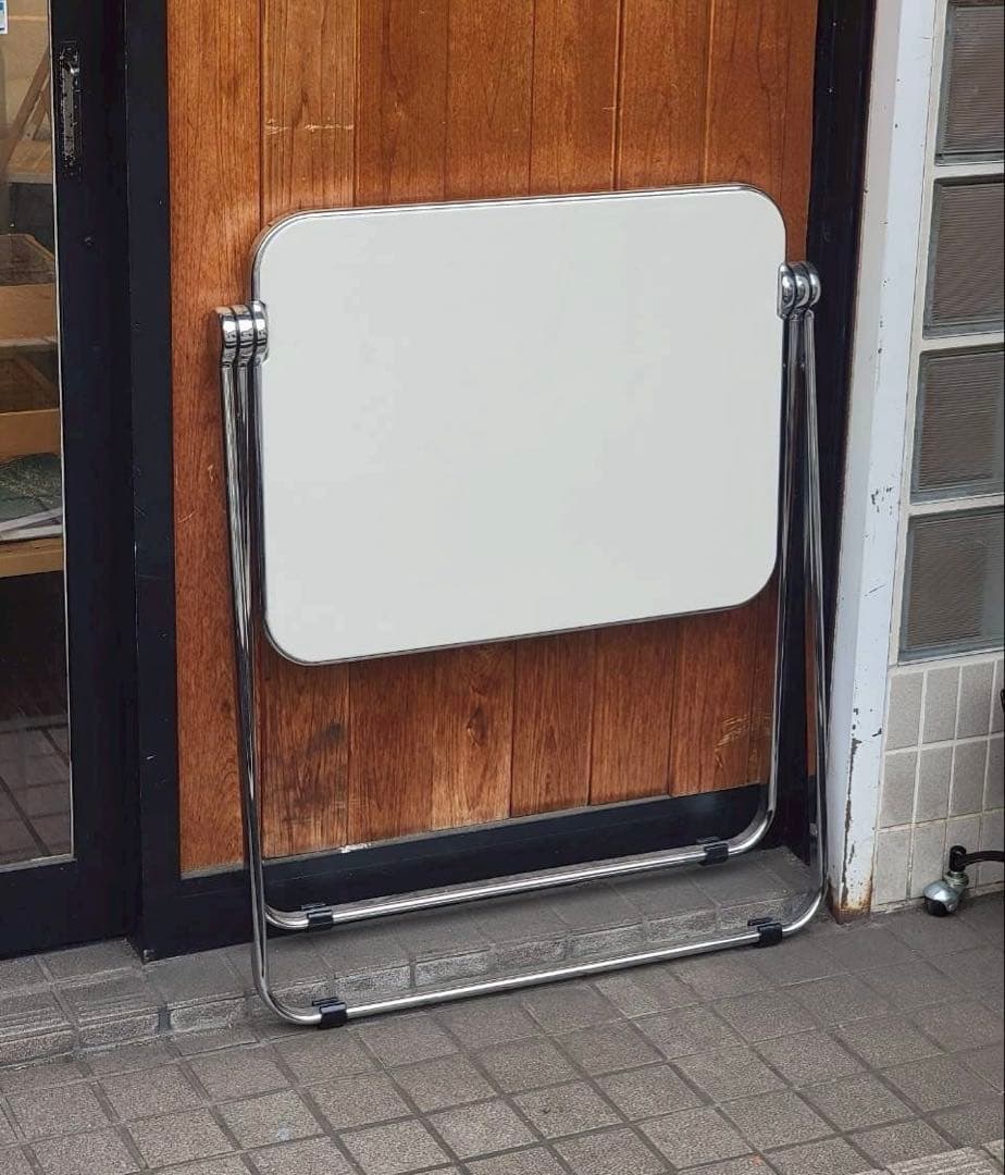 折りたたみテーブル