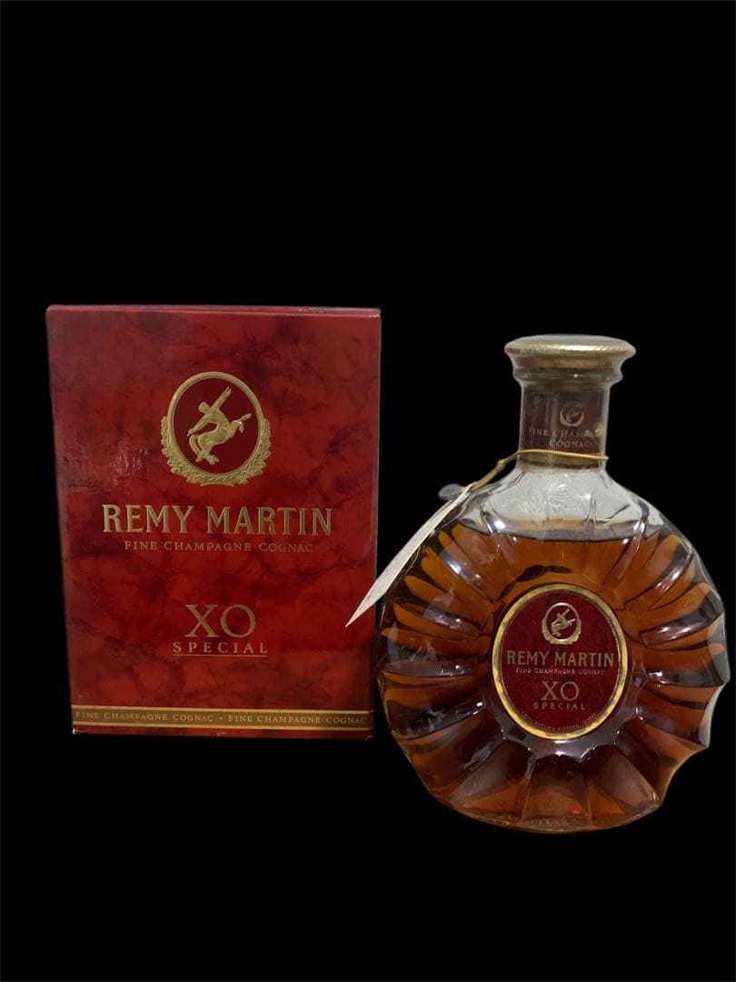 レミーマルタン XOSPECIAL 700mlとナポレオン クルボアジェ 計2本