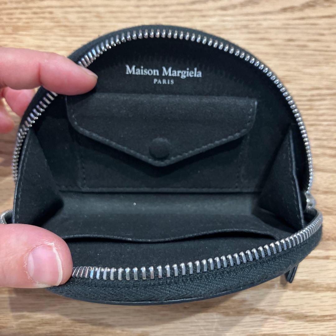 メゾンマルジェラ　ハーフムーン　ポーチ　MICRO HALFMOON POUCH