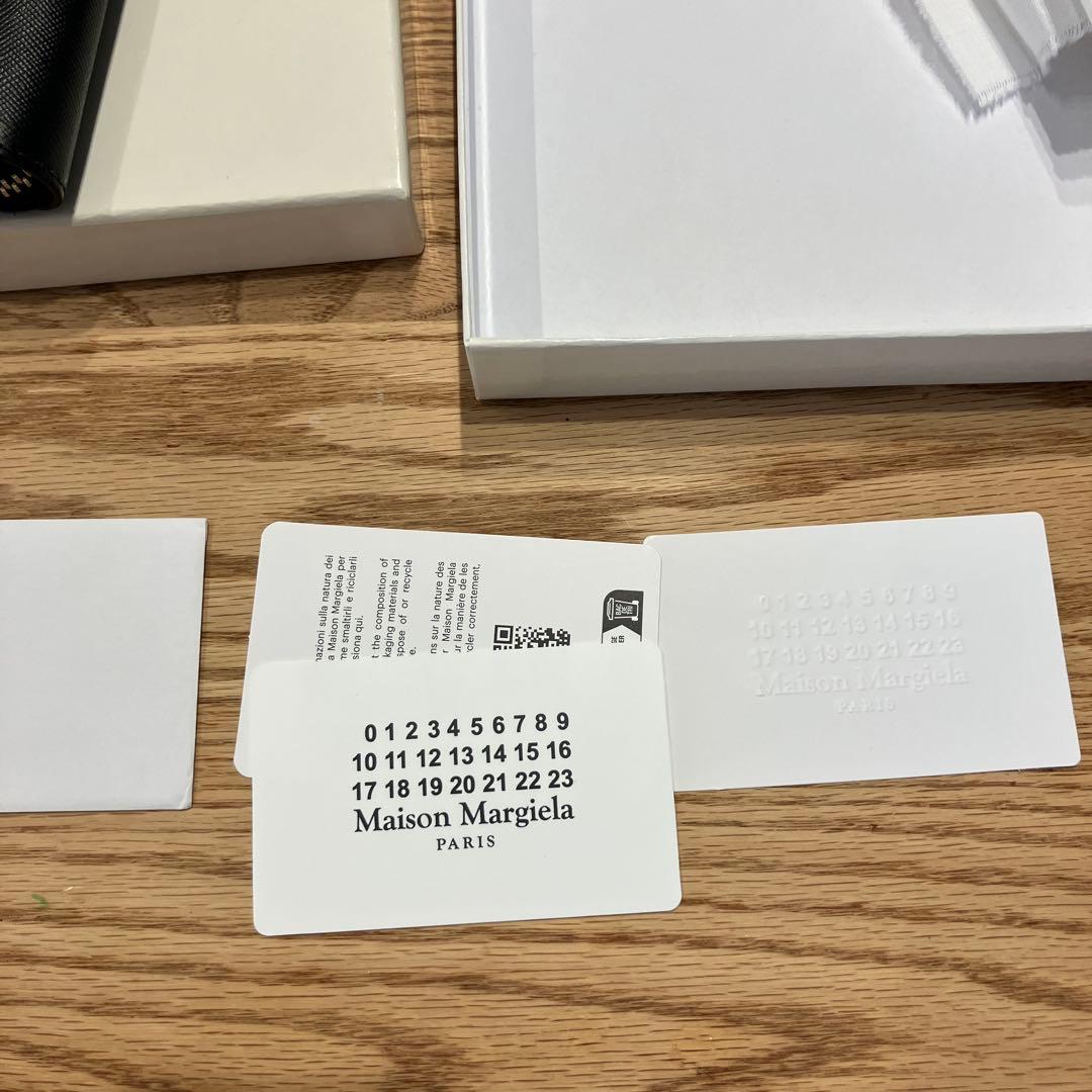 メゾンマルジェラ　ハーフムーン　ポーチ　MICRO HALFMOON POUCH