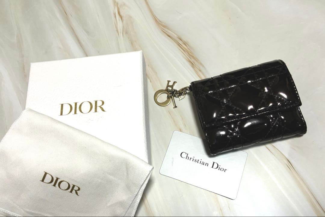 Dior ロータスウォレット パテントカーフスキン 三つ折り財布