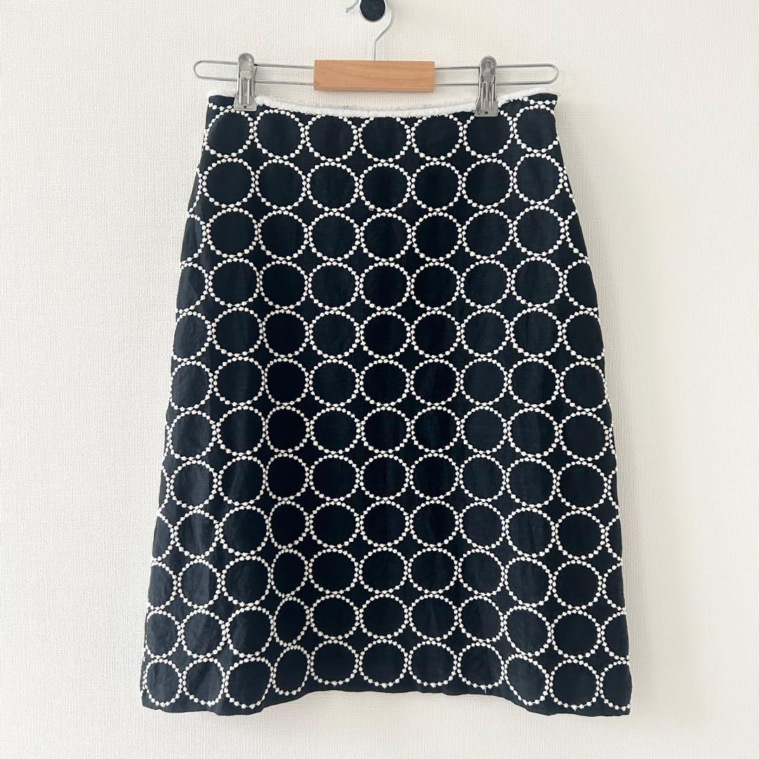 ミナペルホネン　tambourine タンバリン　スカート　刺繍　ブラック