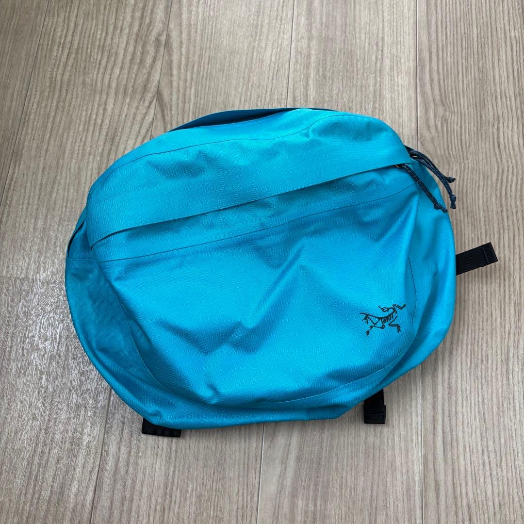 希少ヴィンテージARC'TERYX LUNARA10ボディバッグ