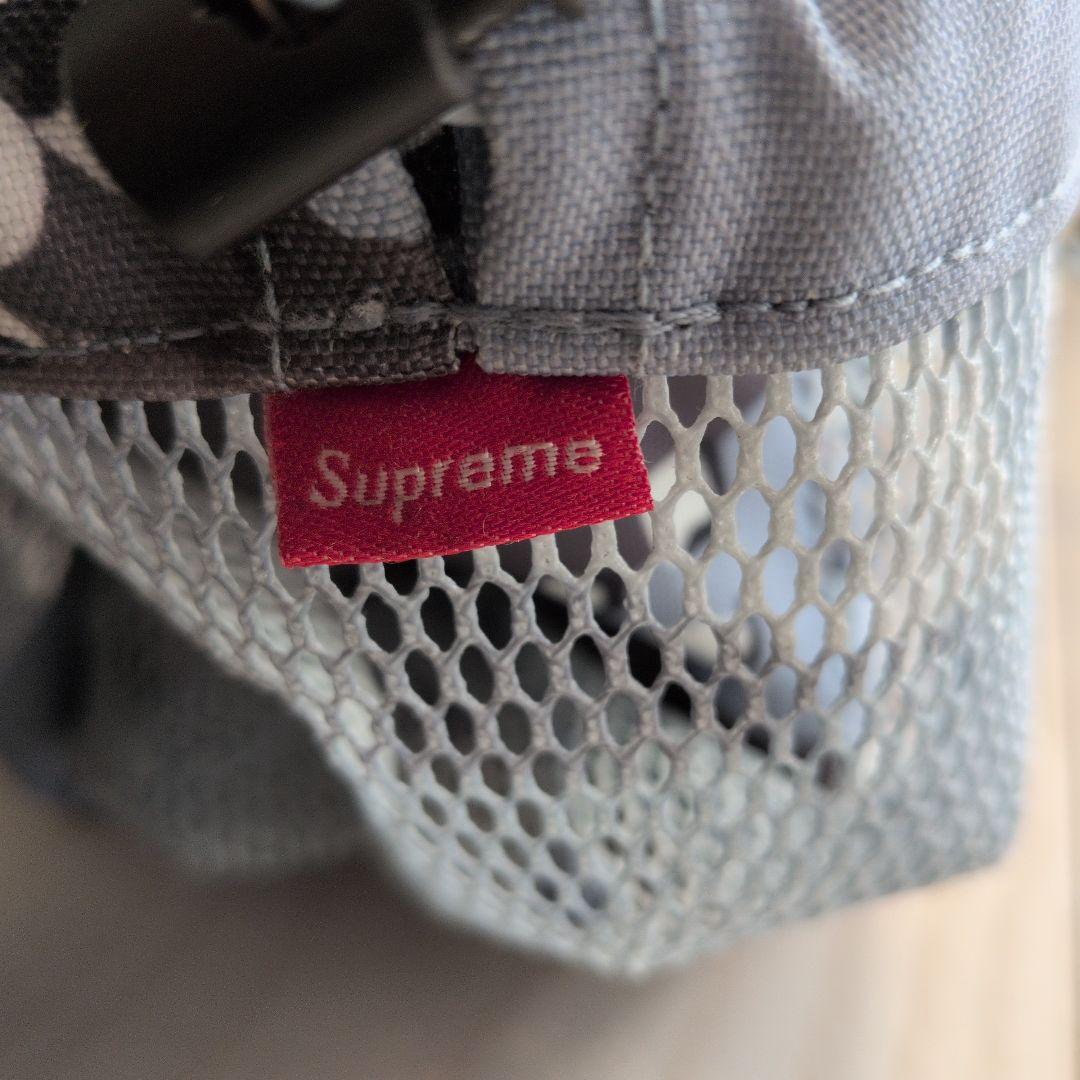 Supreme 迷彩ボディバッグ