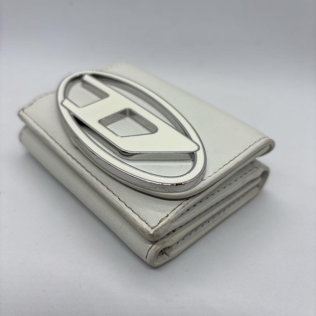 DIESEL　ディーゼル　三つ折り財布　デカロゴ　ホワイト