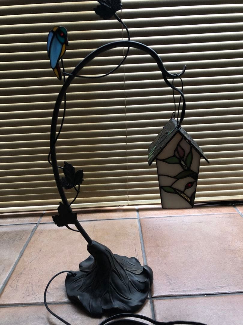 ステンドグラス　テーブルライト