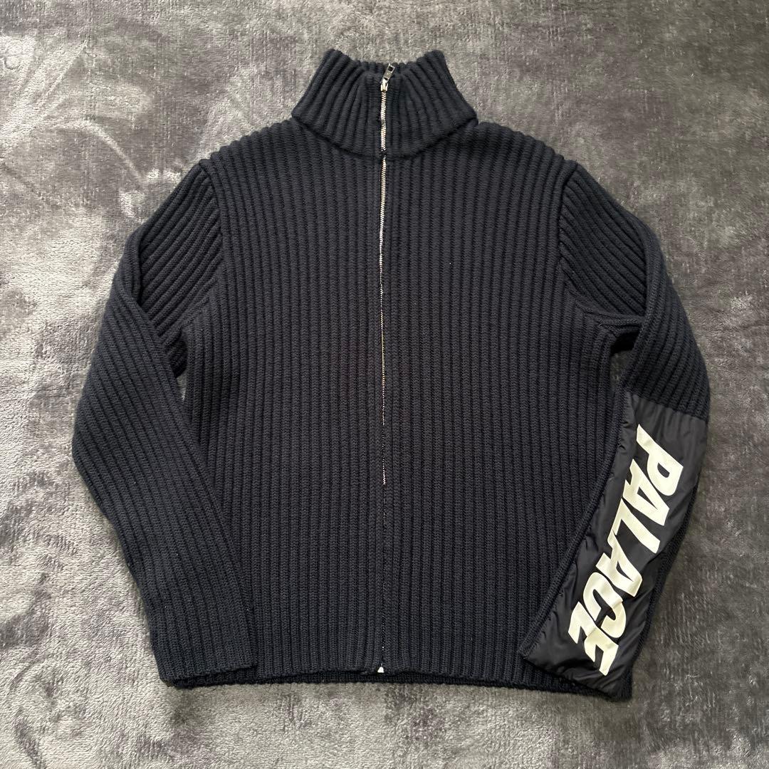 クリーニング済み　美品！palace ドライバーズニット　袖ロゴ
