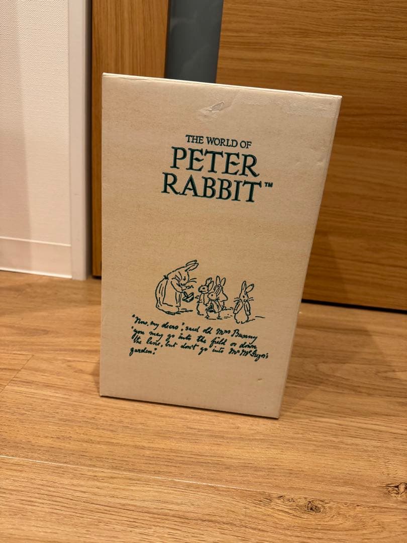 新品未開封 ピーターラビット タッチセンサーライト