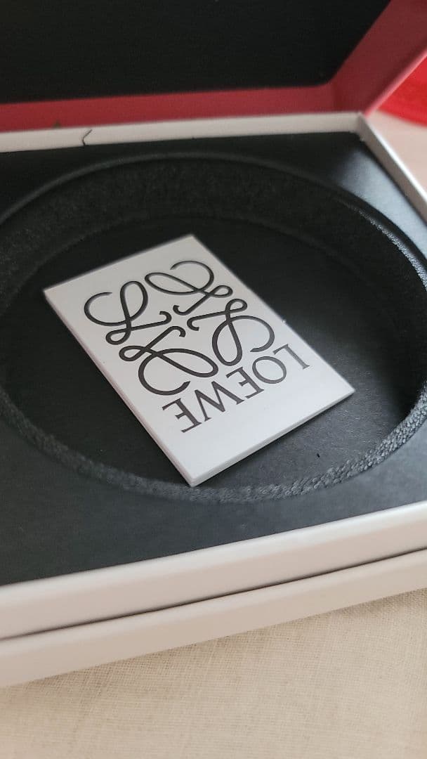 ロエベ キャンドル トマト