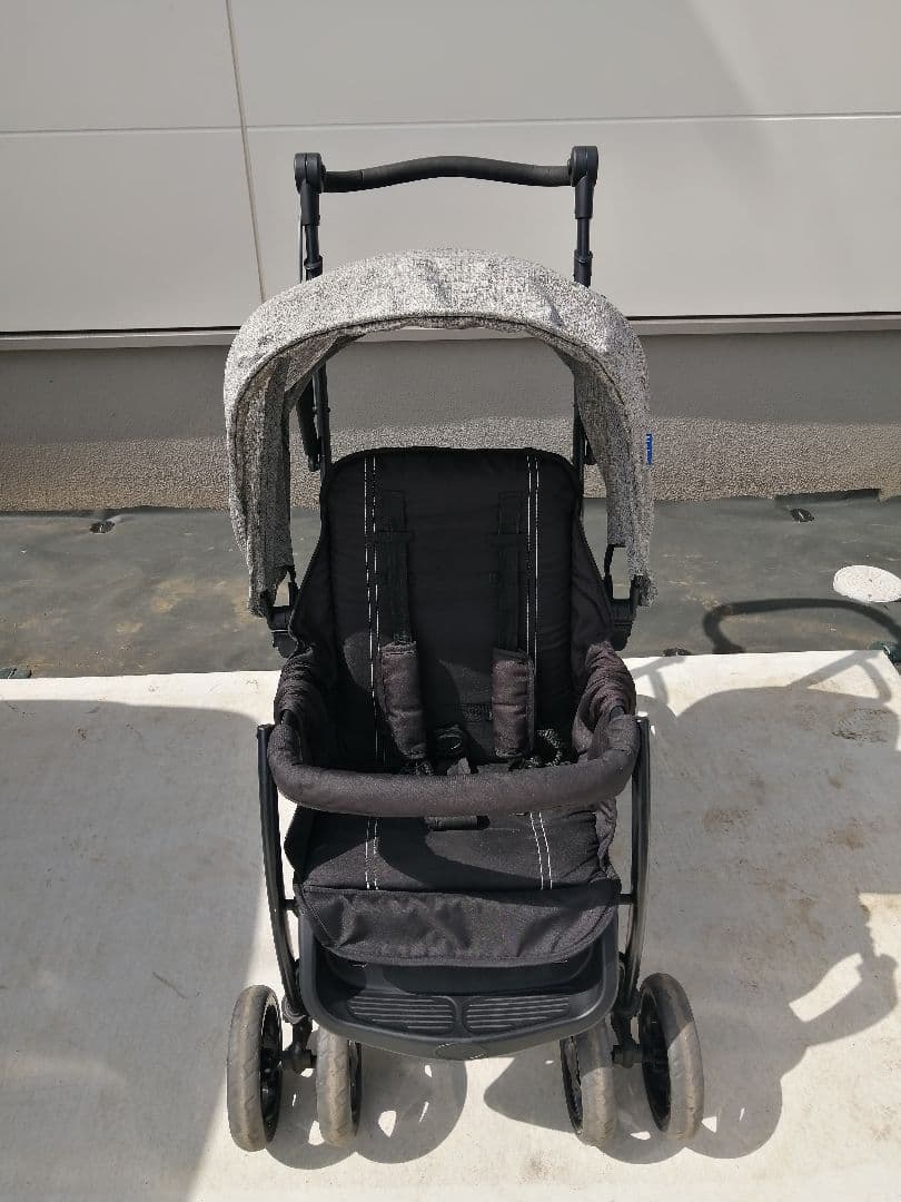 nebioアミティエ　折りたたみ式2人乗りベビーカー