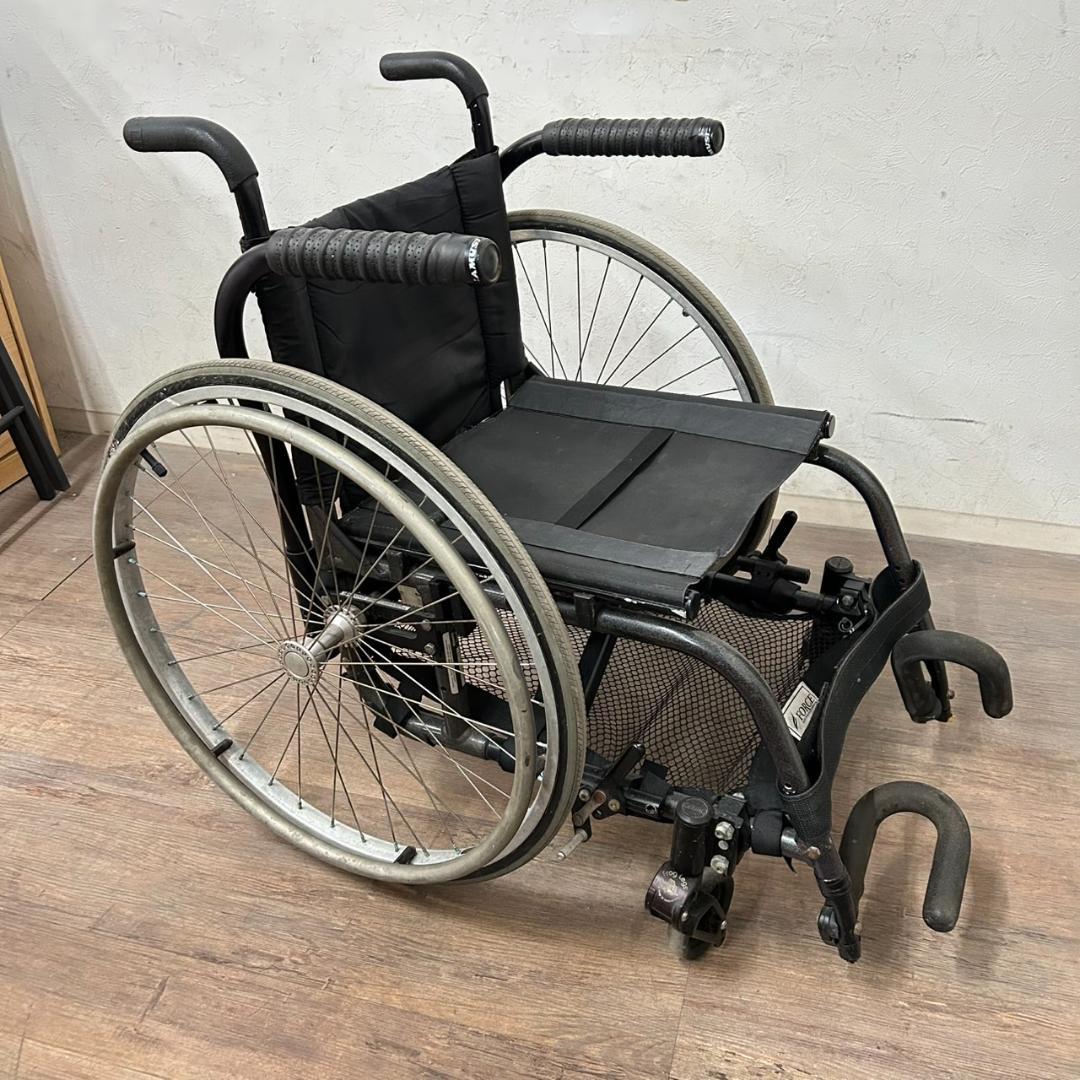 メディカル　折りたたみ式 QUICKIE　車いす　　自走兼介護