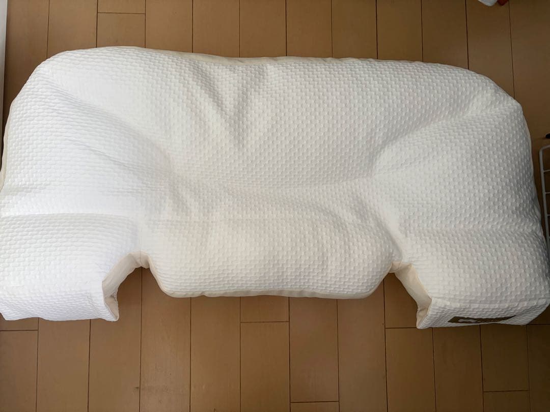 ココチファクトリー　枕　マコロン