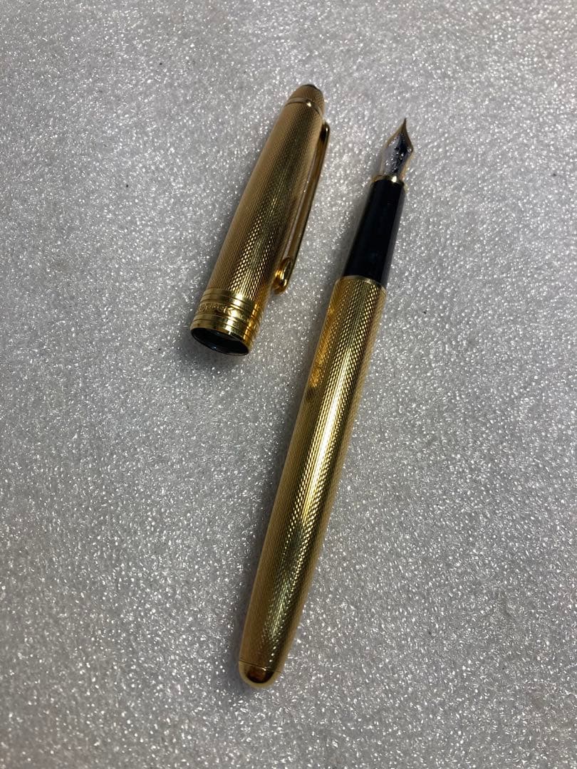 Z）モンブラン 18K 750 万年筆 マイスターシュテュック ゴールドカラー