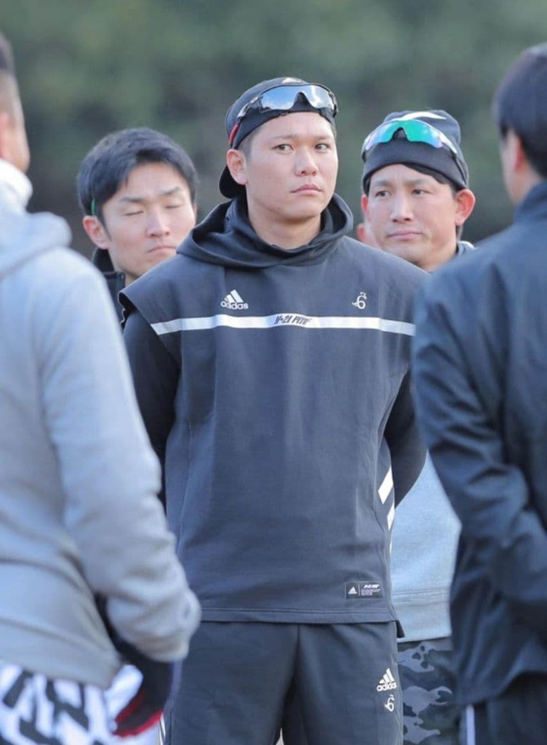 ★新品未使用★ アディダスベースボール ５Ｔ スウェット ＨＹＰＥ Lサイズ