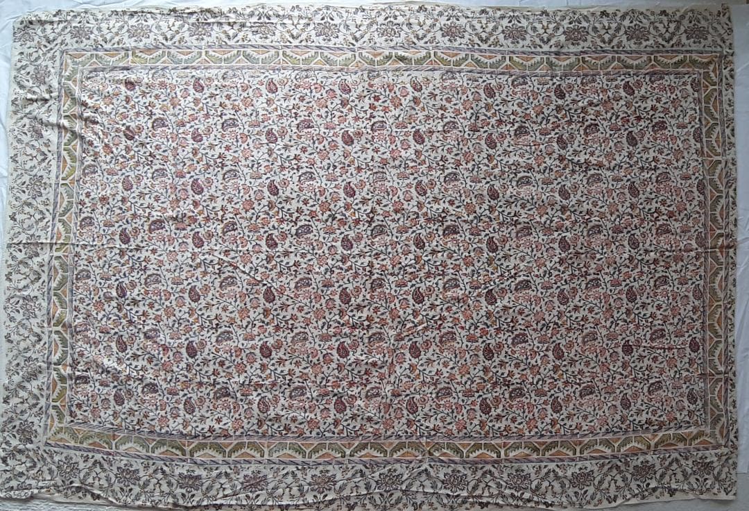 大きな綿布にペルシャの多様な花を捺染、ヴィンテージ・カラム・カーリ　残された花々