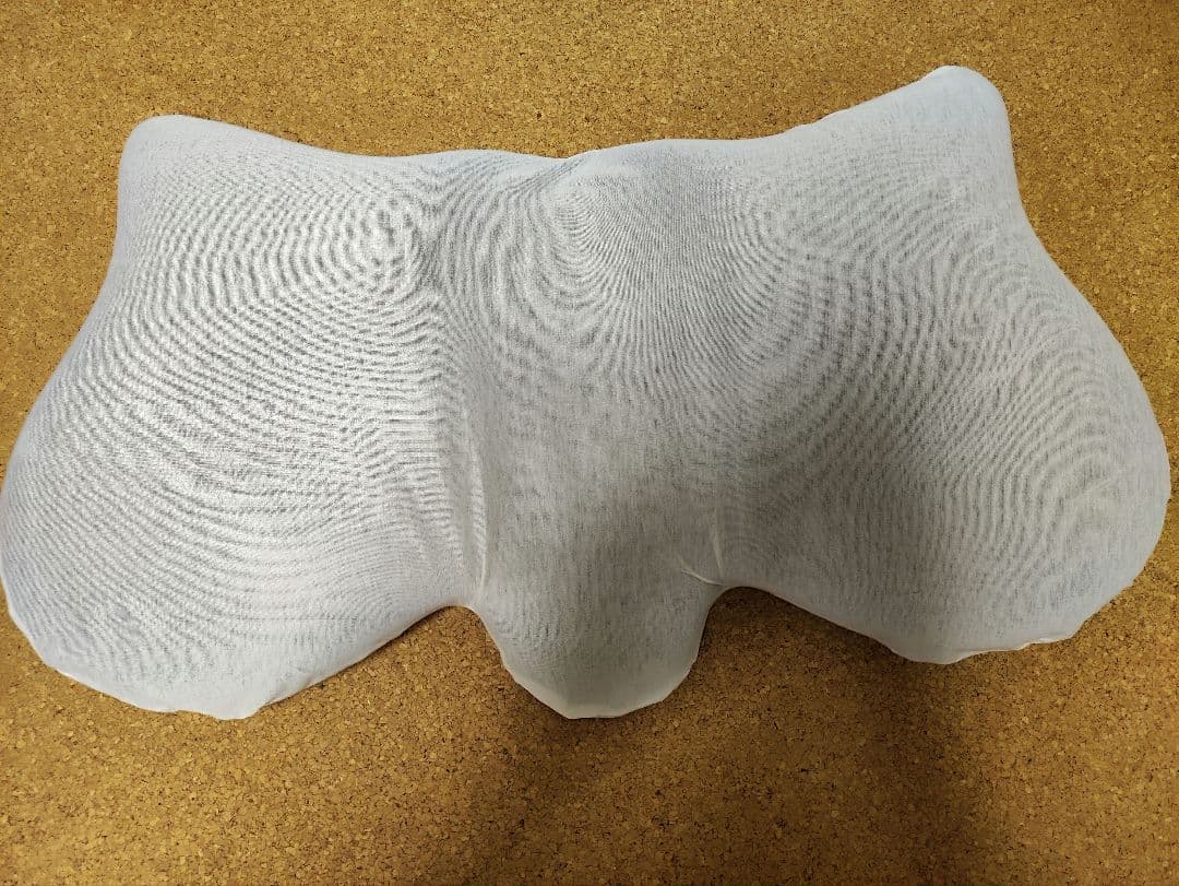 週末お値下げ中　SU-ZI 横寝枕　MUGON2 & 専用枕カバー付き