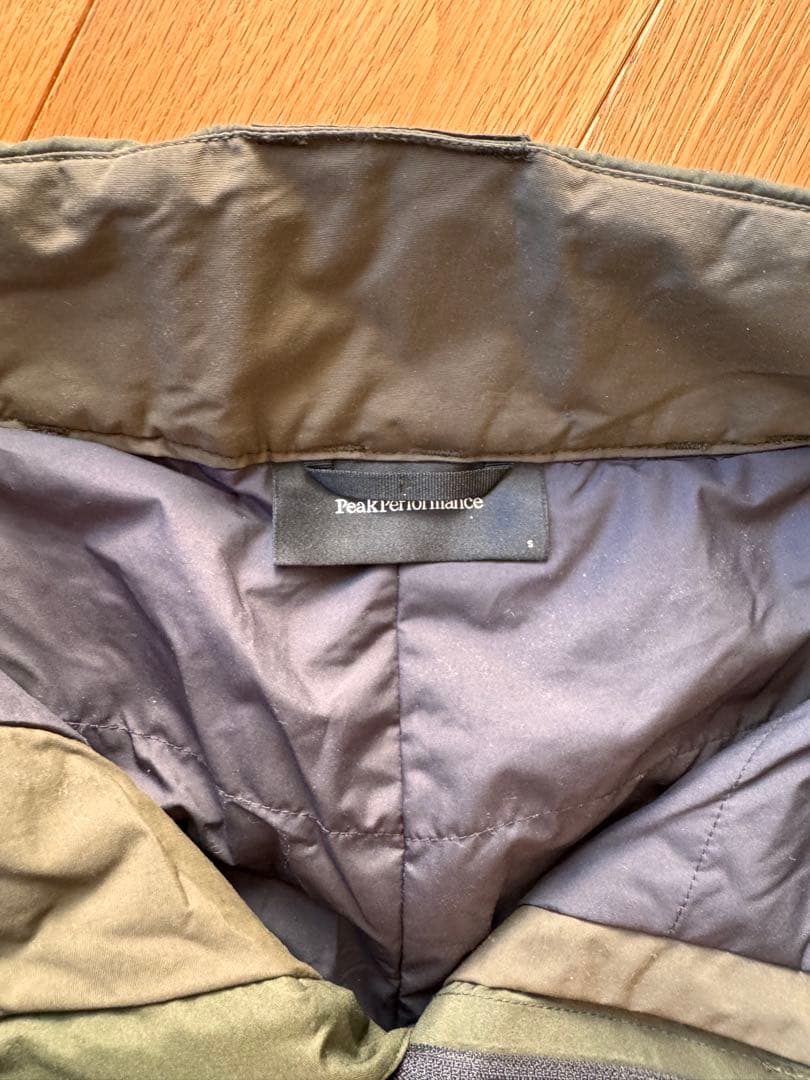 PeakPerformance メンズパンツGRAVITY Sサイズ