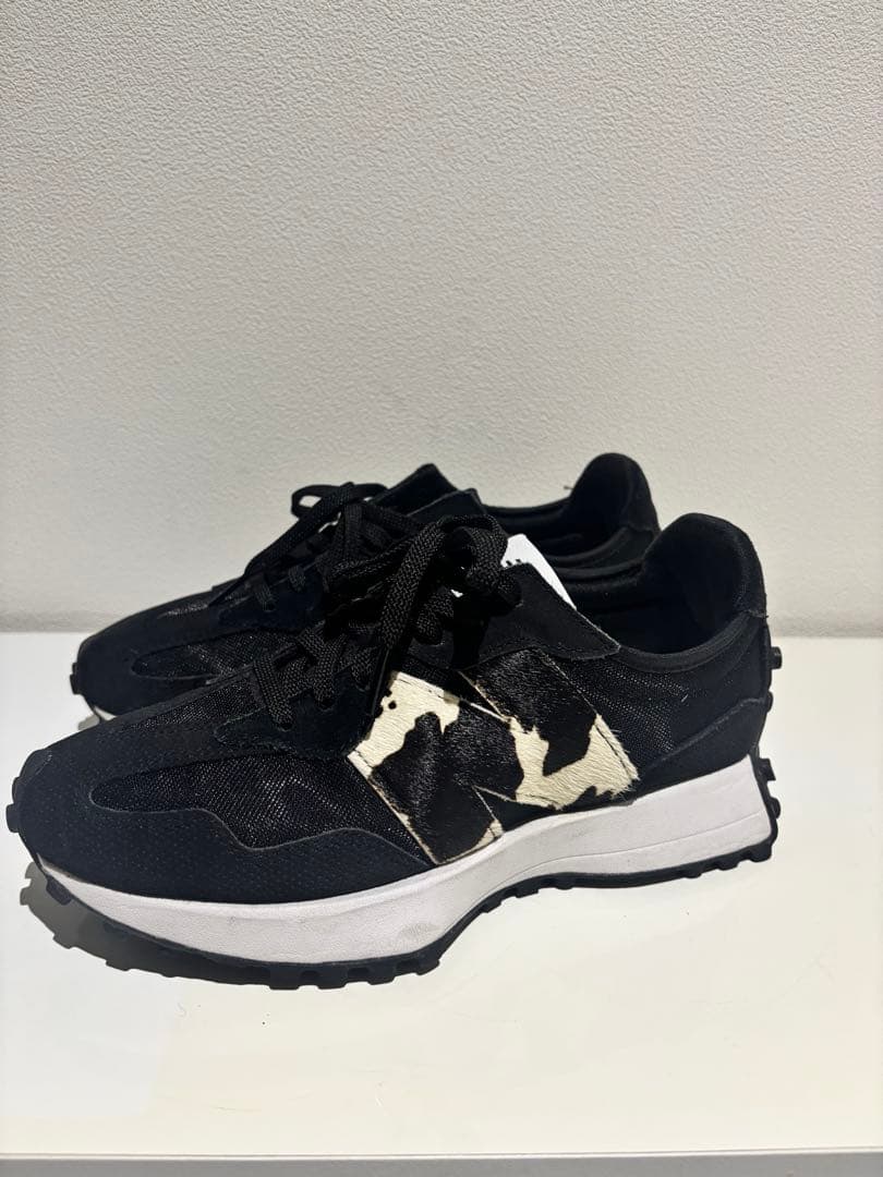 【入手困難】NewBalance WS327SC 牛柄ハラコ 327 レディース