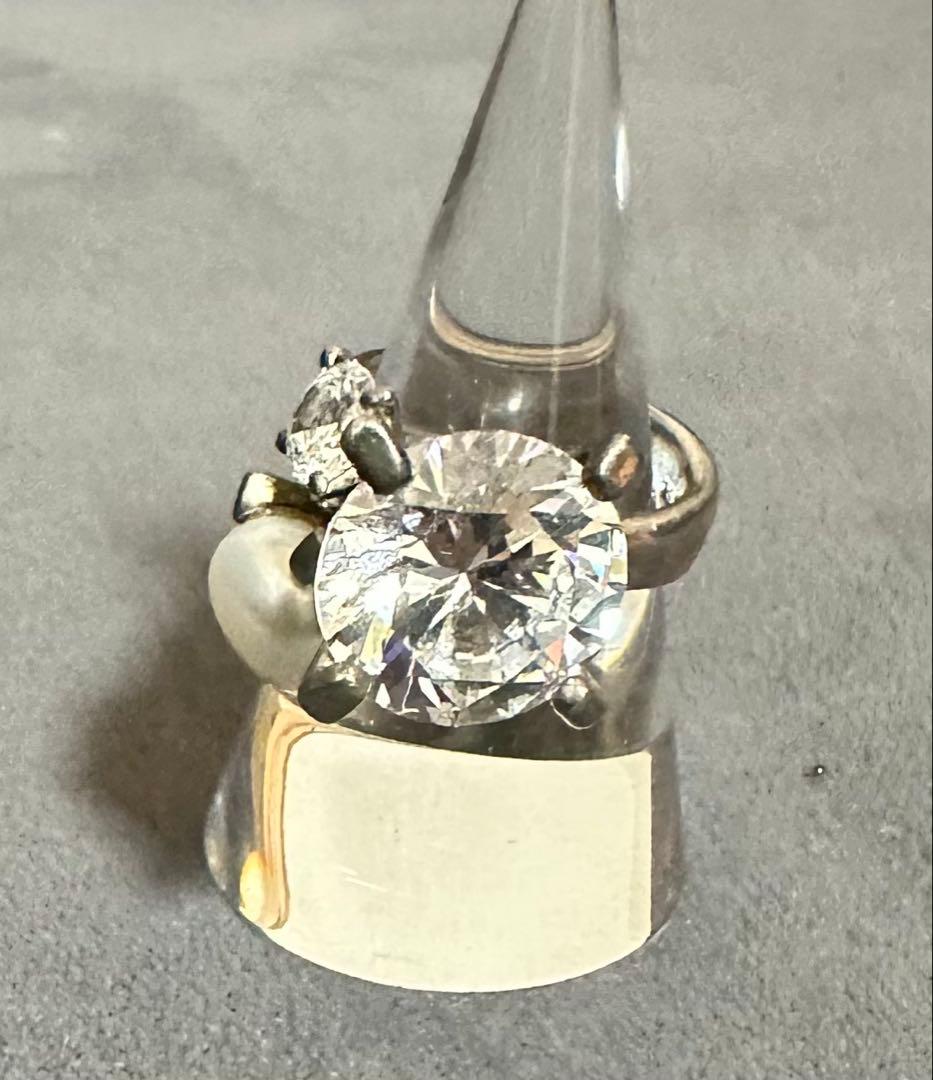 【最終整理】オーバルカットストーンとパールのリング