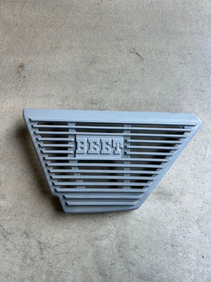 Z400FX BEETサイドカバー　ビート　左のみ