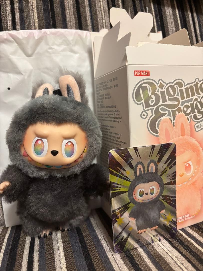 ゆ*み様 ラブブ　シークレット　頭と体別色　正規品