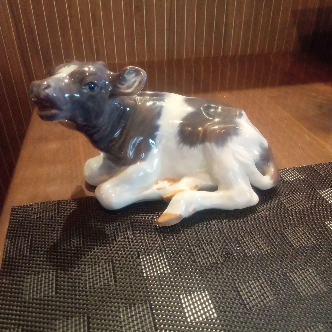 [良好品]ロイヤルコッペンハーゲン　牛の置物