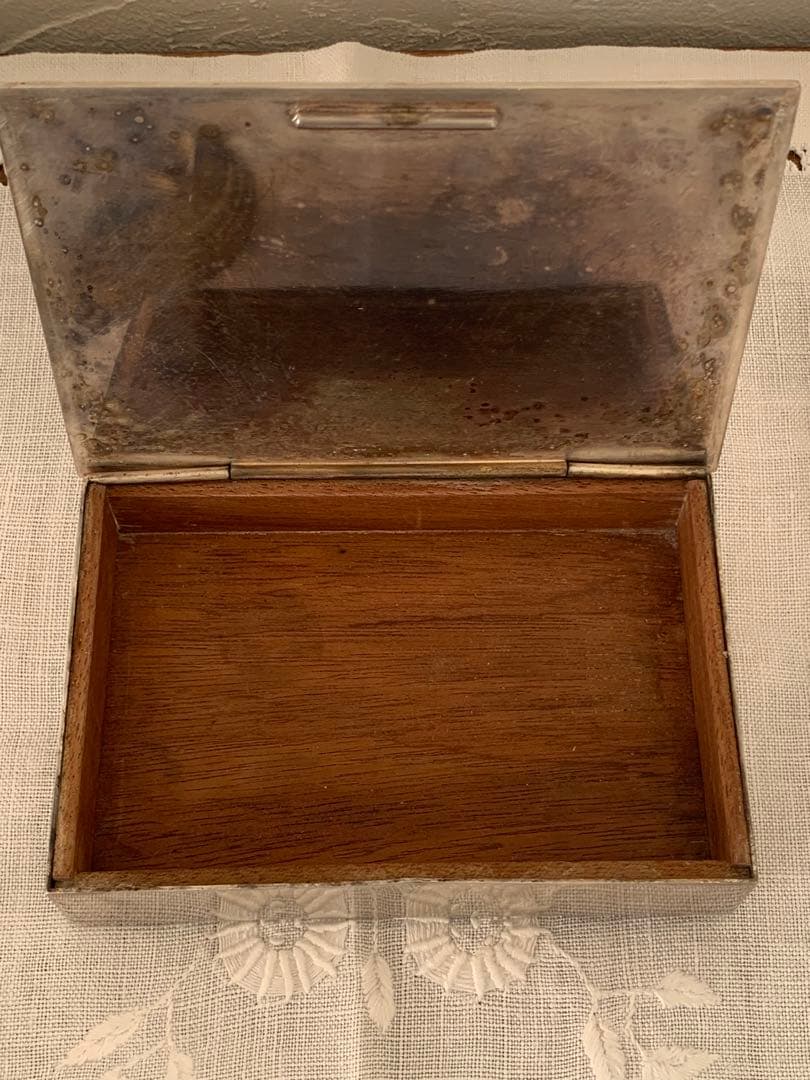 フランス　蚤の市　小物入れ　金属製　ブロカント