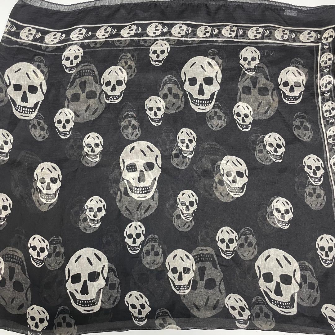p*i様 Alexander McQueen スカルスカーフ