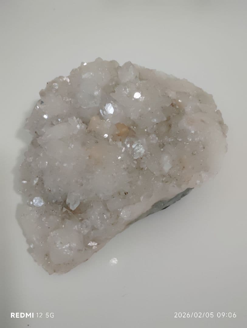 天然石 水晶原石　置物　約 494g