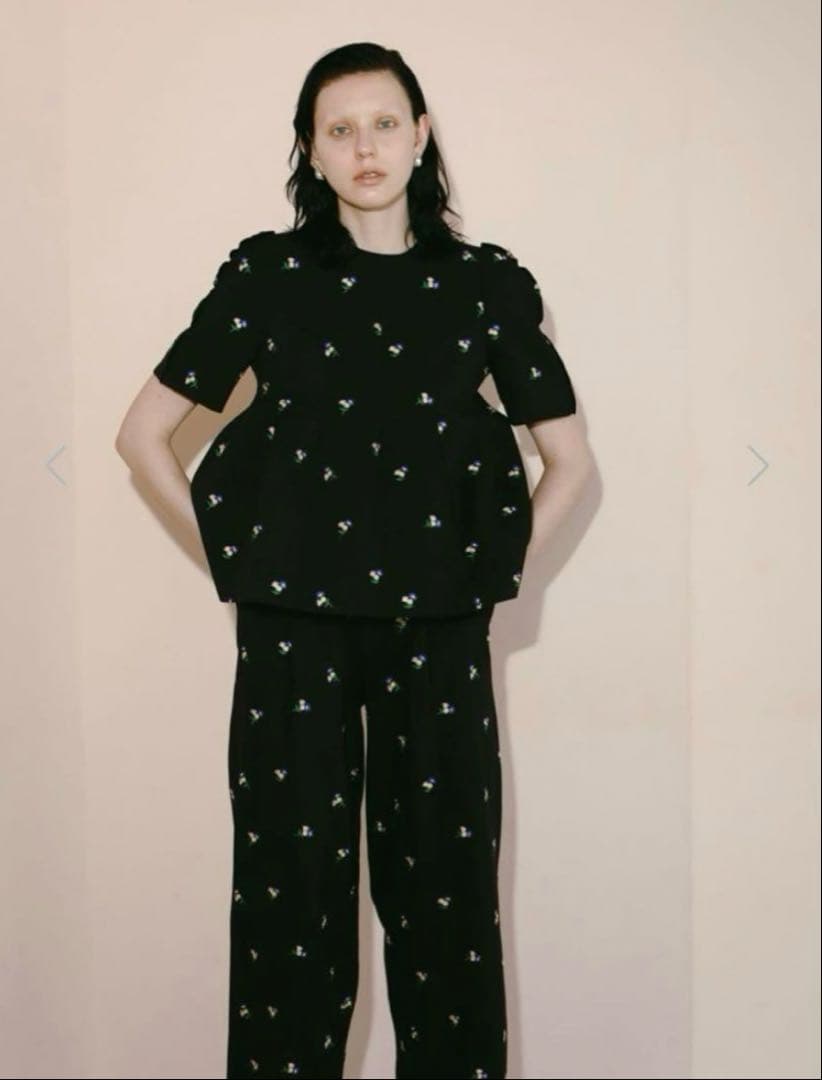 【新品未使用タグ付き】MACHATT マチャット　フォルムプルオーバー