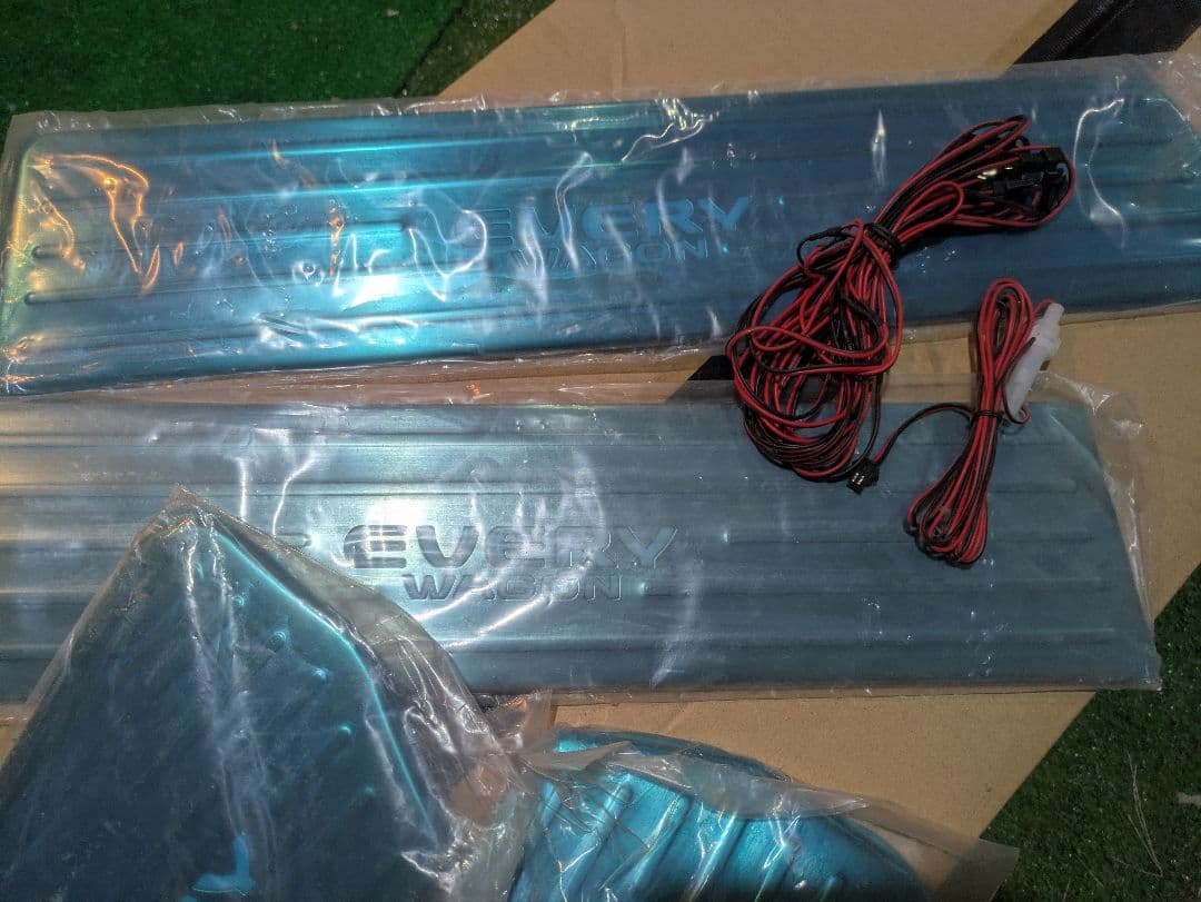 エブリィワゴンスカッフプレート新品未開封 DA64w 希少