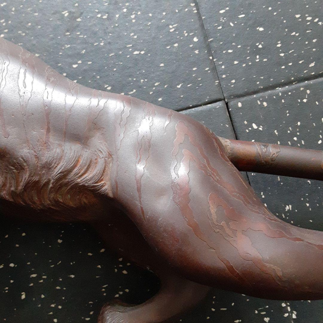 金属銅製虎の置物　約67cm 高さ26センチ　色ブラウン