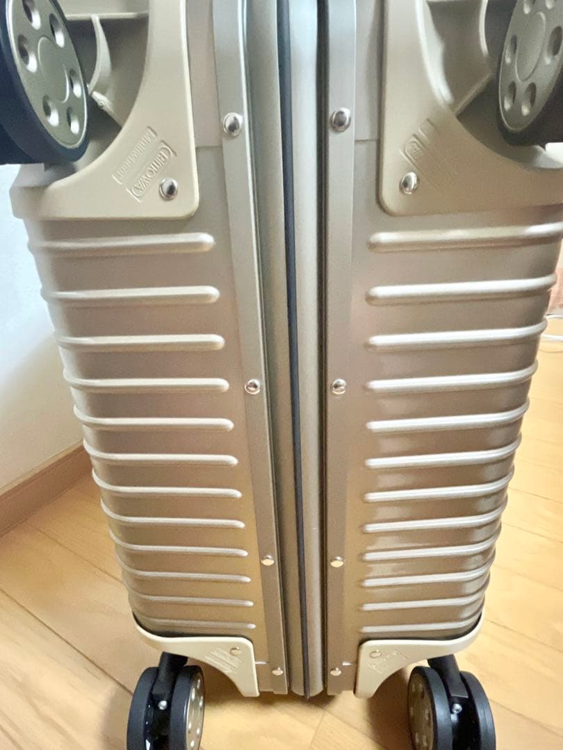 リモワ トパーズ チタニウム 電子タグ924.70.03.5 78L 4輪