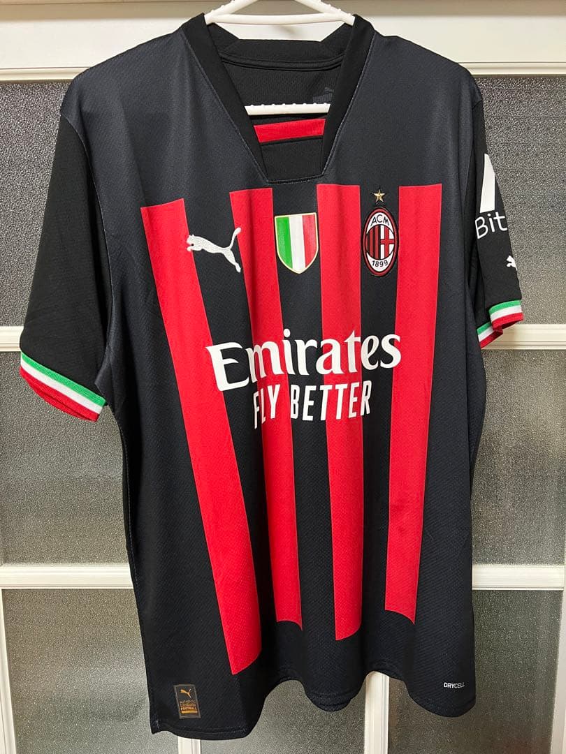 イブラヒモビッチ ACミラン 21/22 ホーム ユニフォーム イタリア現地購入