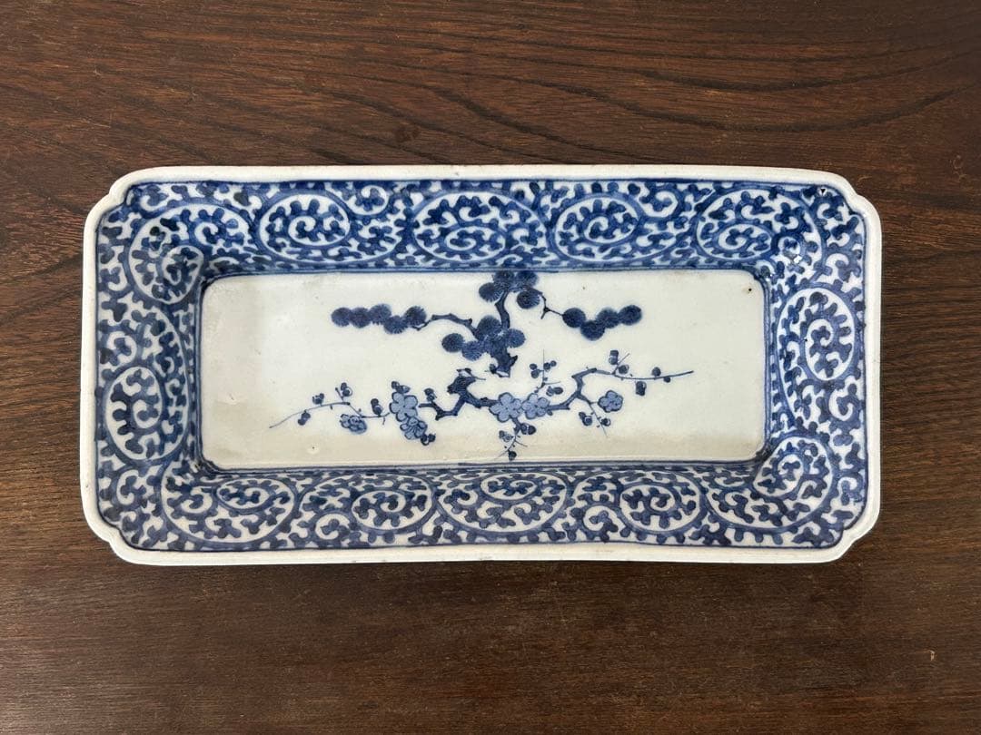 古伊万里　染付　蛸唐草松梅文長皿　江戸中期　❶