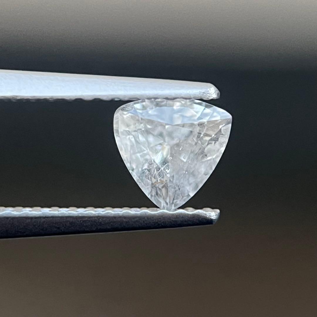 スリランカ産非加熱天然ホワイトサファイア