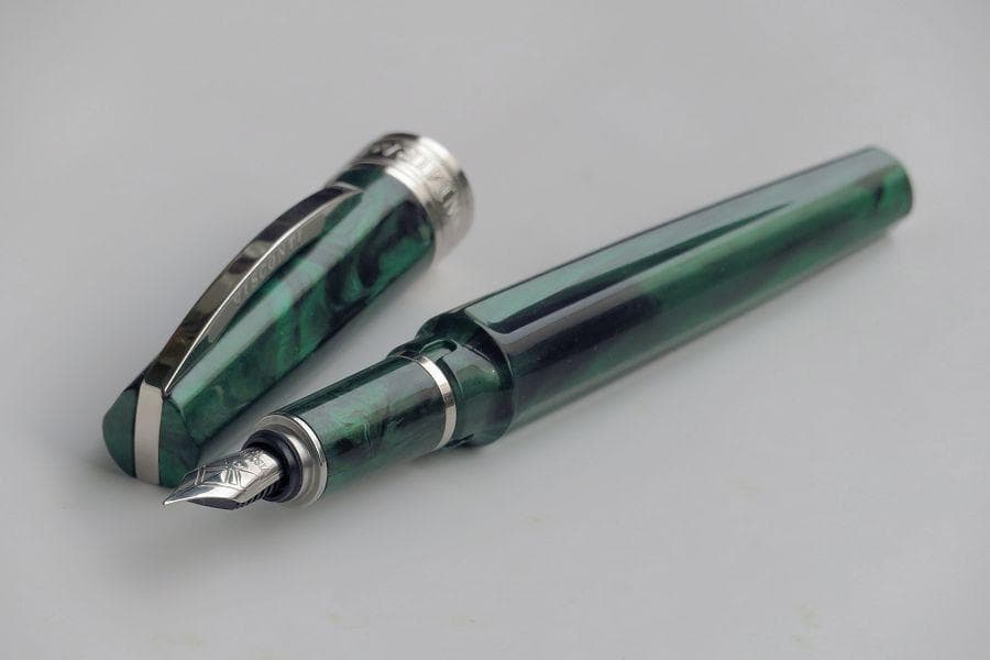 【Amami 新品文具】 VISCONTI ミレージュ 万年筆 エメラルド F