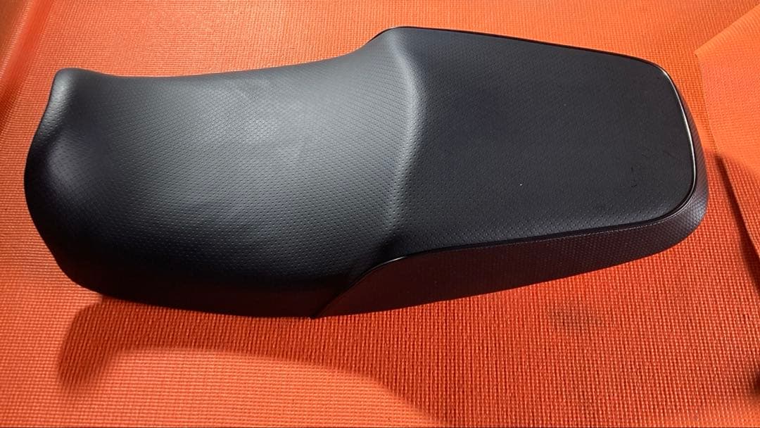 cb400sf nc42用ローシート、純正オプション品