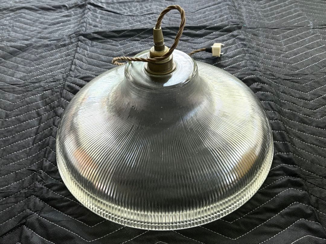 リブ加工　クリアガラス　ランプシェード　シーリングライト　ペンダントライト