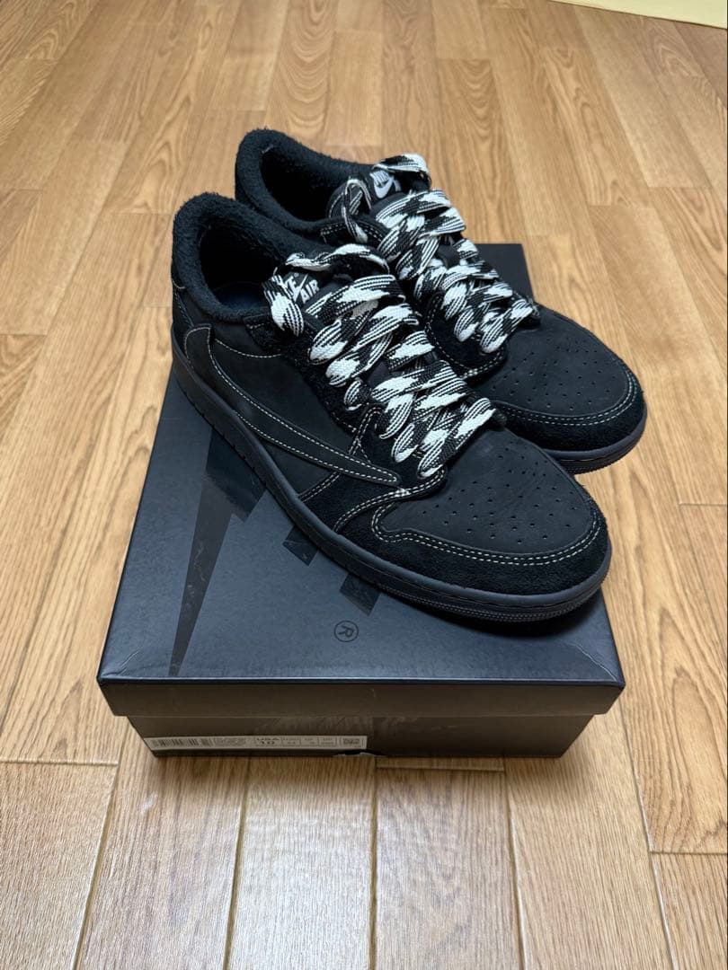 Travis Scott × Nike AJ1 Low